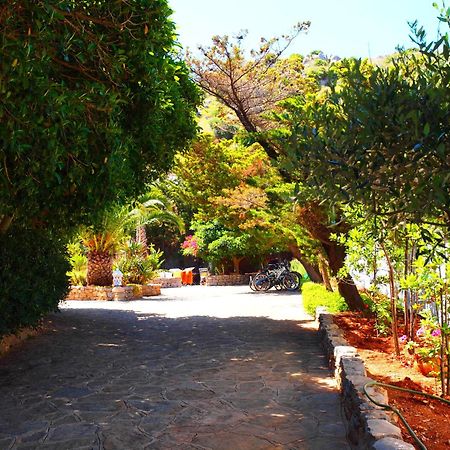 Hotel Relais Le Nereidi San Vito Lo Capo Exterior foto